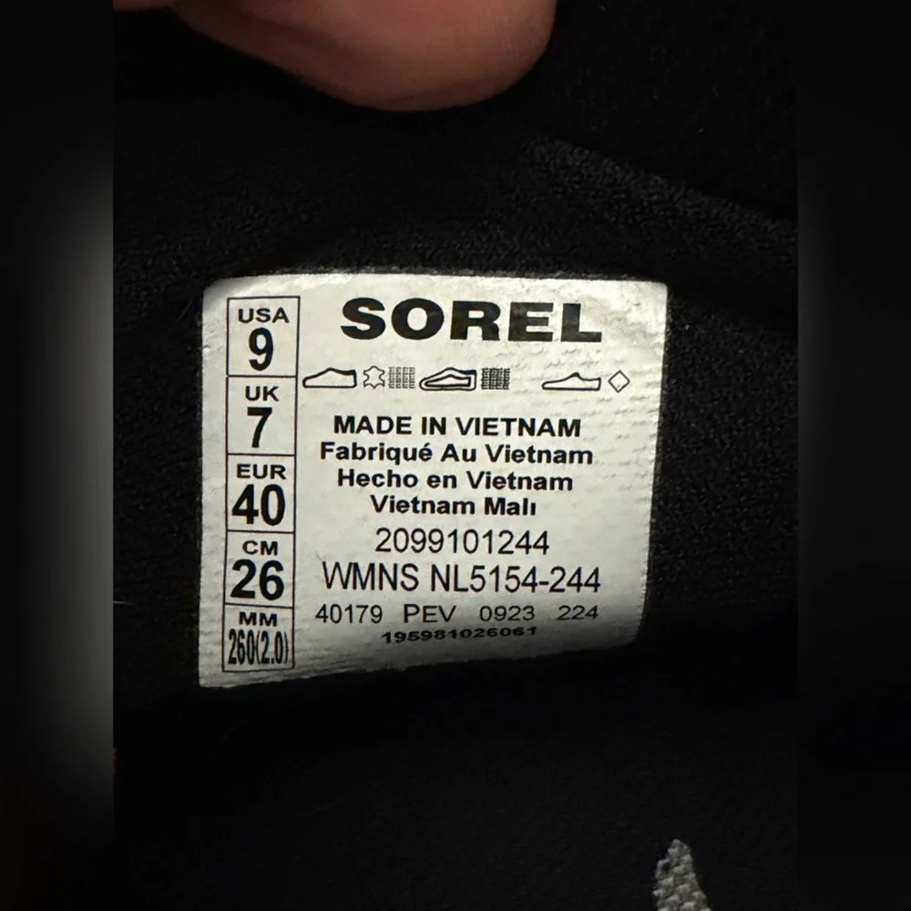 Sorel Women's Out N About IV Classic Waterproof Boots - 9 - Picture 11 of 11